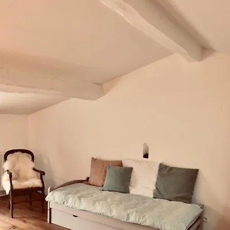 La Saintonge Apartment