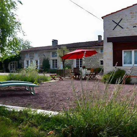 La Saintonge Semesterbostad *