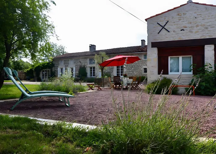 La Saintonge Semesterbostad *